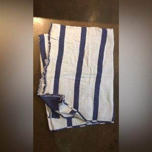 Large blanket - blue and white and reverse colors on the other side